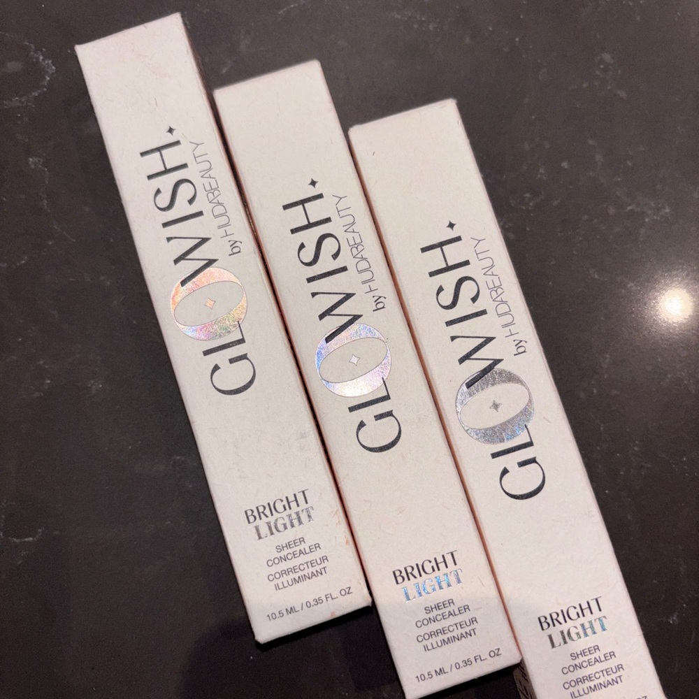 GloWish by Huda Beauty Bright Light Concealer - Cream set of 3